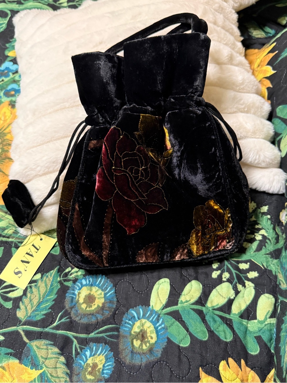 Velvet Floral Drawstring Bucket Bag - Black